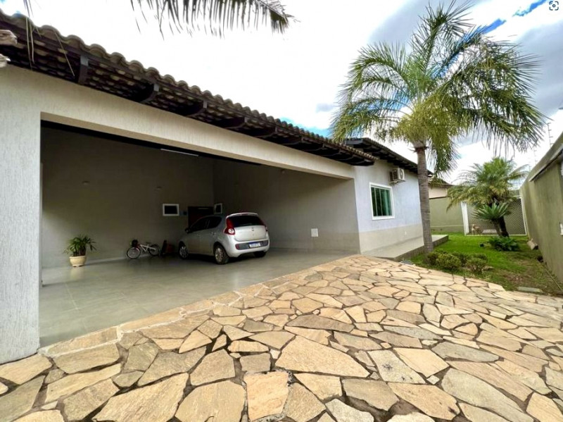 imóvel com 350m² - arniqueira - Brasília