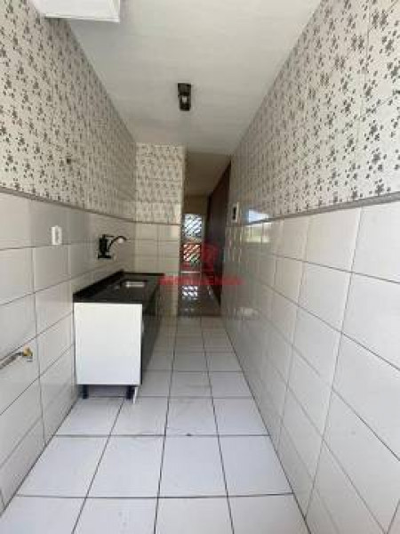 Apartamento à venda Inhoaíba com 44m² e 2 quartos por R$ 140.000 - 1958809732-cozinha1.jpg