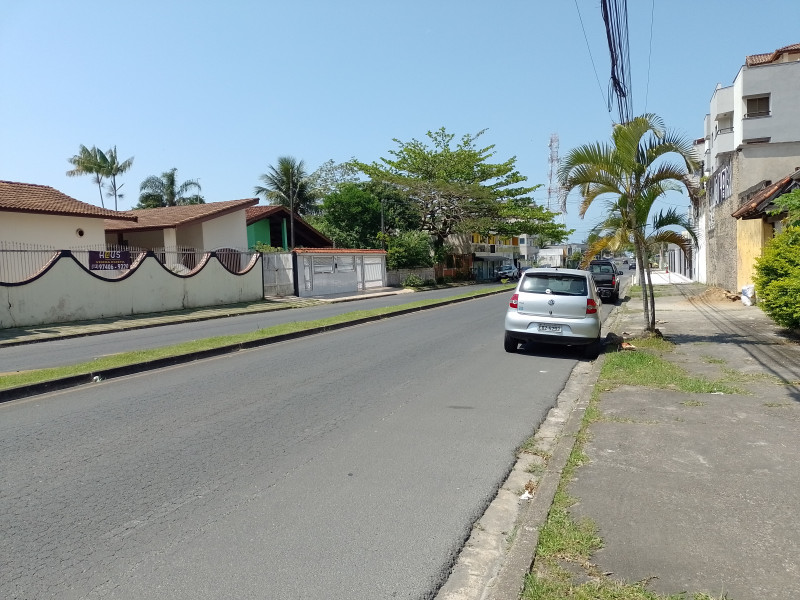 imóvel com 720m² - Balneário Stella Maris - Peruíbe