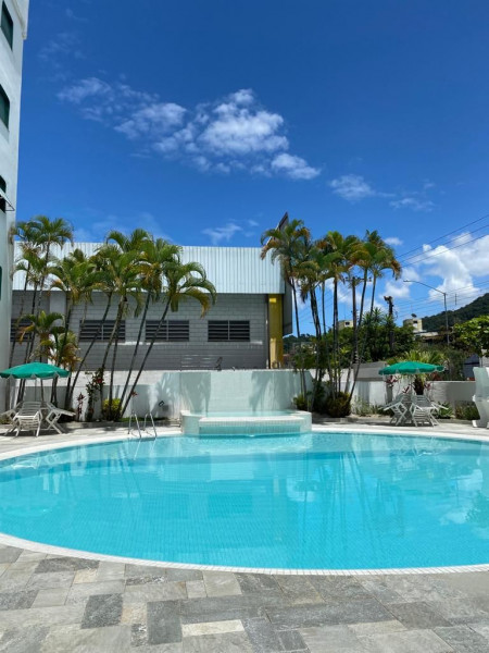 Cobertura à venda Jardim Tres Marias com 318m² e 2 quartos por R$ 600.000 - 724259740-inbound1846139420221124325.jpg