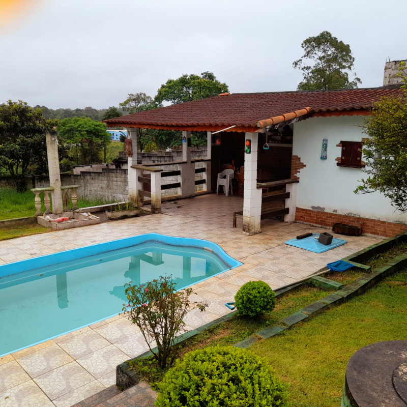 imóvel com 1000m² - Jd. Castellano - biritiba mirim