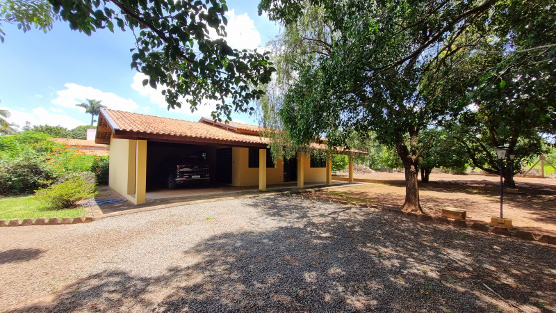 imóvel com 1400m² - Jardim Sao Joao - Araras