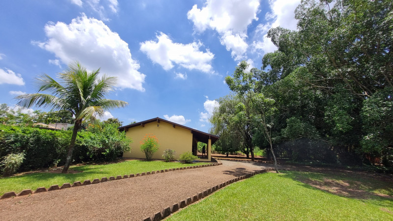imóvel com 1400m² - Jardim Sao Joao - Araras
