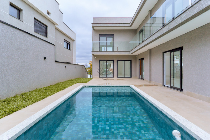 imóvel com 359m² - Santo Inácio - Curitiba