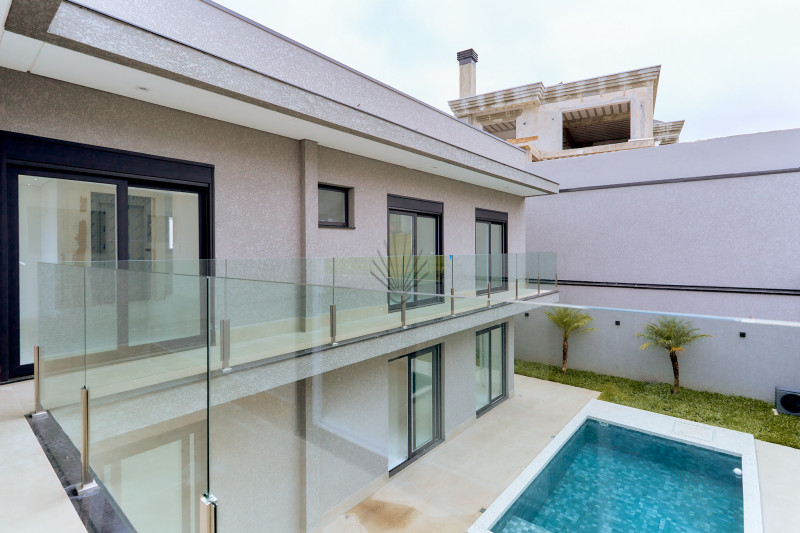 imóvel com 359m² - Santo Inácio - Curitiba