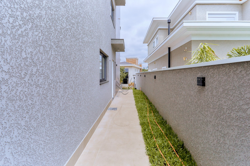 imóvel com 359m² - Santo Inácio - Curitiba