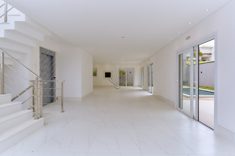 imóvel com 359m² - Santo Inácio - Curitiba