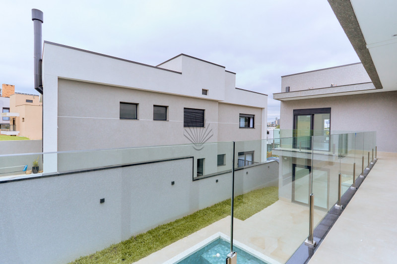 imóvel com 359m² - Santo Inácio - Curitiba