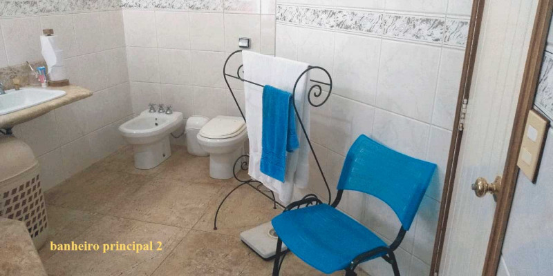 Casa à venda Jardim Aeroporto com 664m² e 4 quartos por R$ 2.360.000 - 108316793-banheiro-principal.jpg