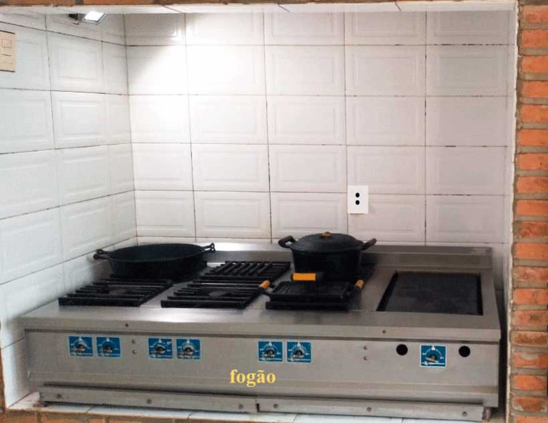 Casa à venda Jardim Aeroporto com 664m² e 4 quartos por R$ 2.360.000 - 2097506718-fogao.jpg