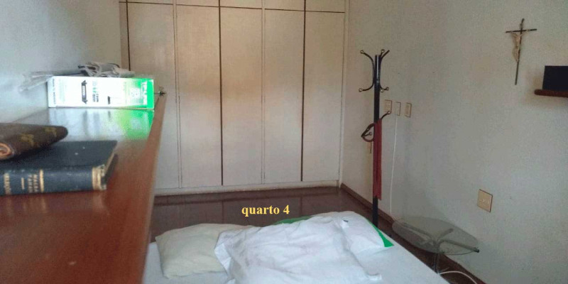 Casa à venda Jardim Aeroporto com 664m² e 4 quartos por R$ 2.360.000 - 688728544-quanto-4.jpg