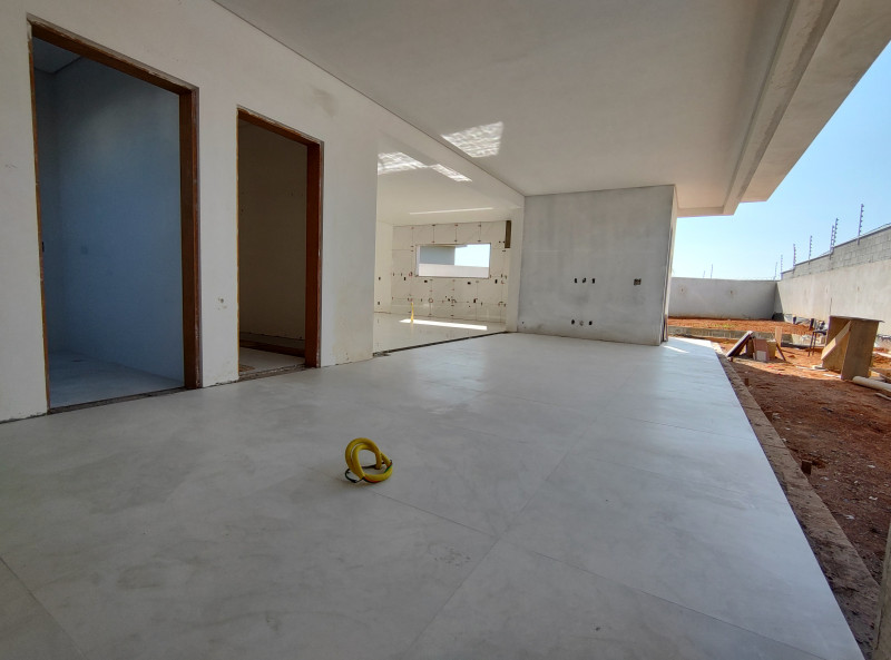 Casa de condomínio à venda Residencial Colinas com 310m² e 3 quartos por R$ 1.250.000 - 1592533957-img-20231216-080502376-hdr.jpg