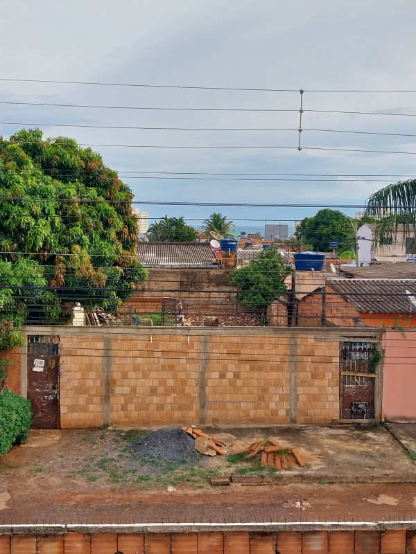 imóvel com 300m² - Novo Jardim Oriente - Valparaiso de Goias