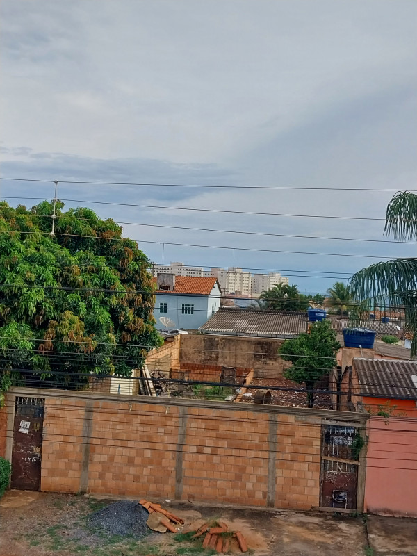 imóvel com 300m² - Novo Jardim Oriente - Valparaiso de Goias