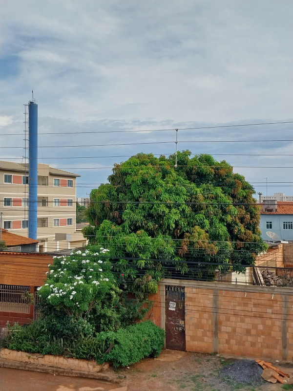 imóvel com 300m² - Novo Jardim Oriente - Valparaiso de Goias