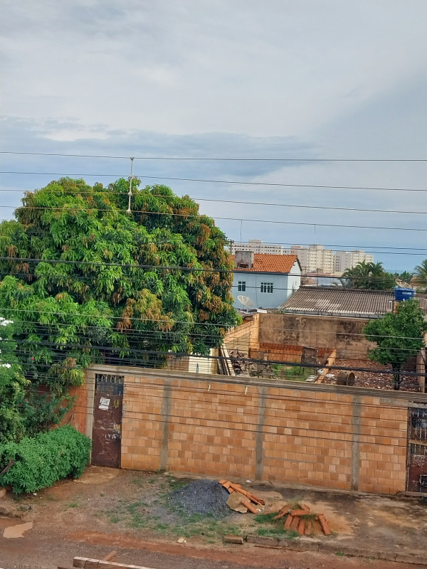imóvel com 300m² - Novo Jardim Oriente - Valparaiso de Goias