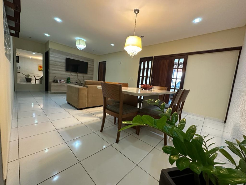 Casa à venda Antares com 176m² e 3 quartos por R$ 650.000 - foto-21.jpeg