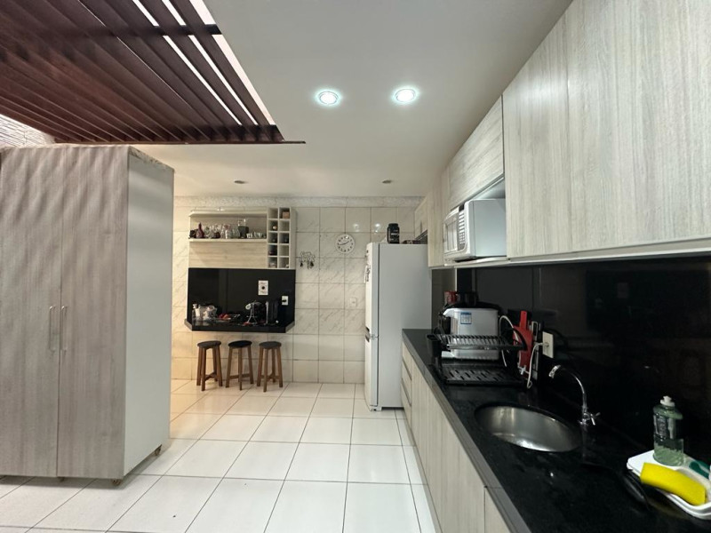 Casa à venda Antares com 176m² e 3 quartos por R$ 650.000 - foto-24.jpeg