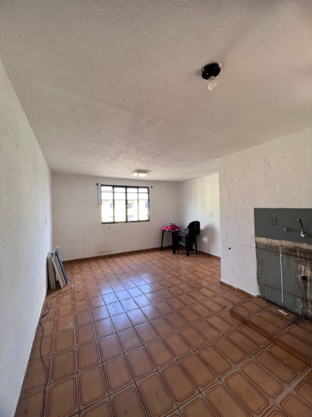 Apartamento à venda Conjunto Habitacional Santa Etelvina II com 47m² e 2 quartos por R$ 79.900 - 111424780-img-20231205-wa0203.jpg