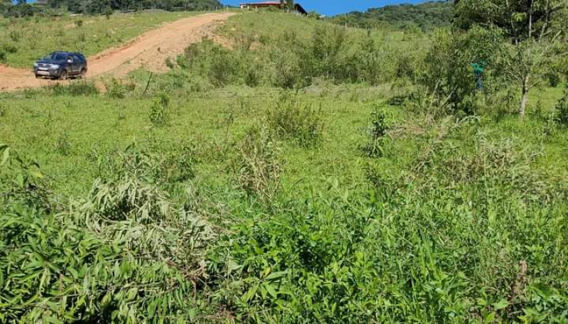 imóvel com 1m² - centro - Camanducaia