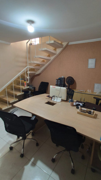 Casa à venda Km 18 com 125m² e 3 quartos por R$ 438.000 - 805921165-imagem-do-whatsapp-de-2023-12-01-as-14.jpg