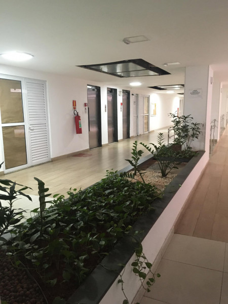 Apartamento à venda Botafogo com 25m² e 1 quarto por R$ 320.000 - 1106239498-foto-corredor-elevadores.jpg