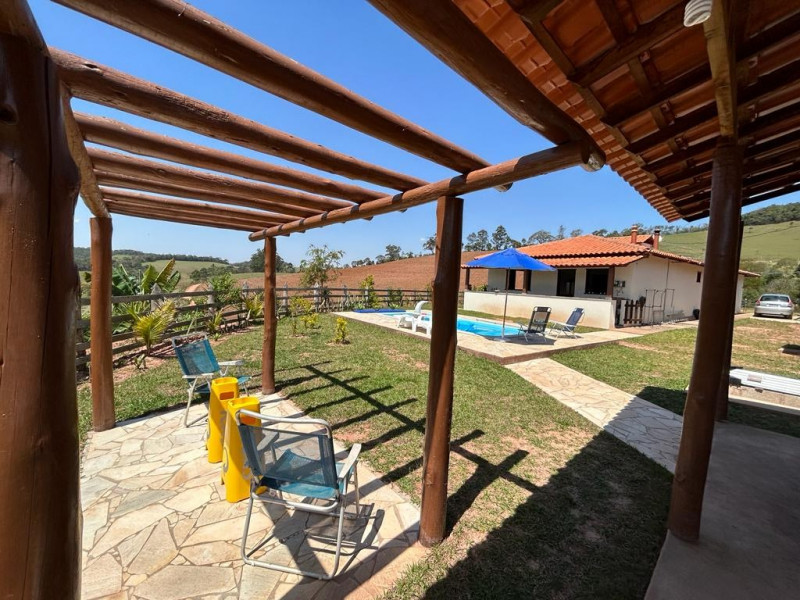 imóvel com 8000m² - Almeidas - Conselheiro Lafaiete