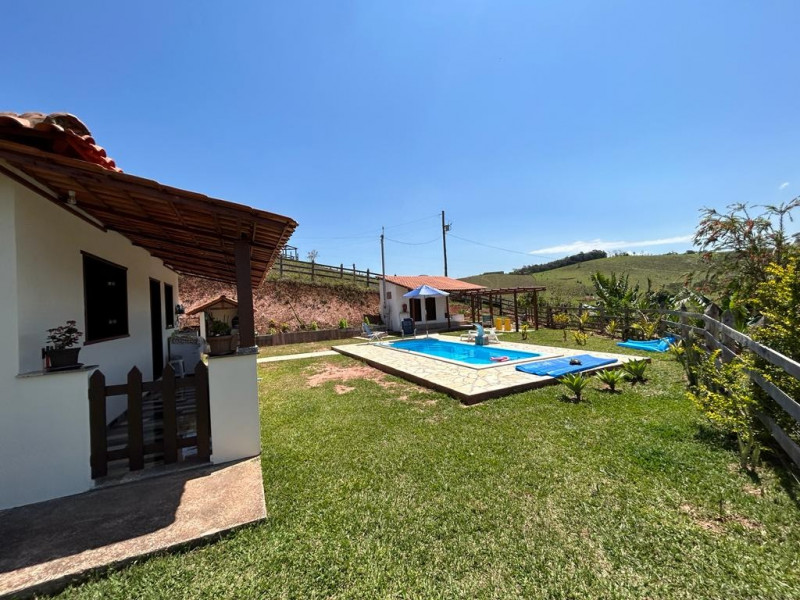 imóvel com 8000m² - Almeidas - Conselheiro Lafaiete