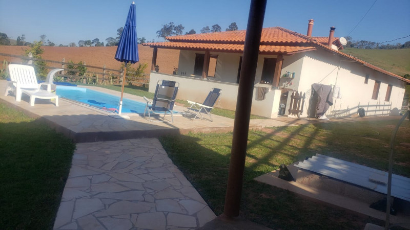 imóvel com 8000m² - Almeidas - Conselheiro Lafaiete