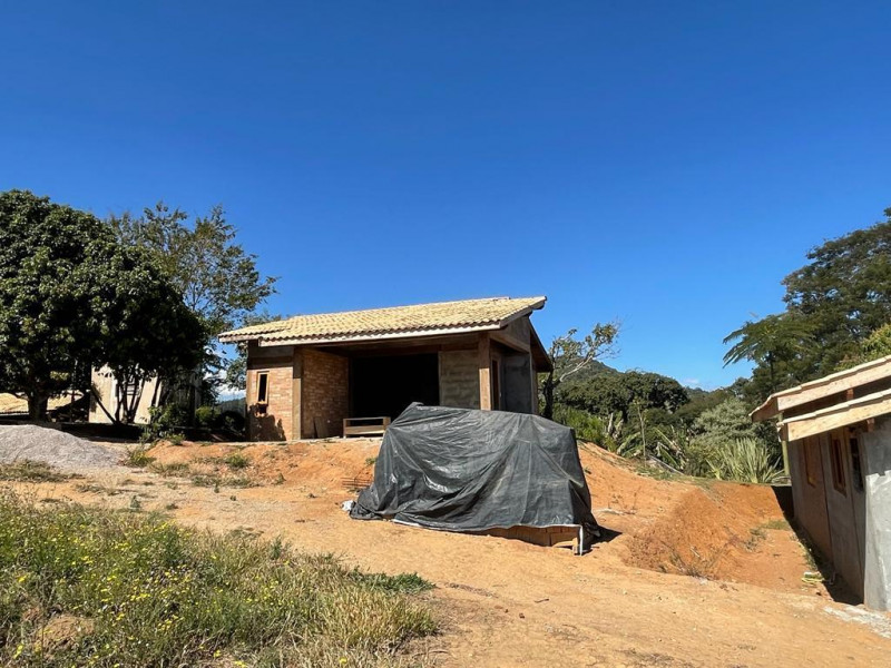 imóvel com 40500m² - lopo - Vargem