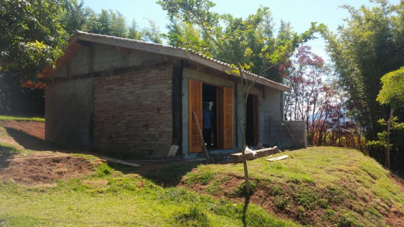 imóvel com 40500m² - lopo - Vargem