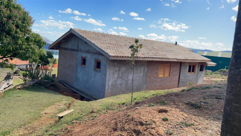 imóvel com 40500m² - lopo - Vargem