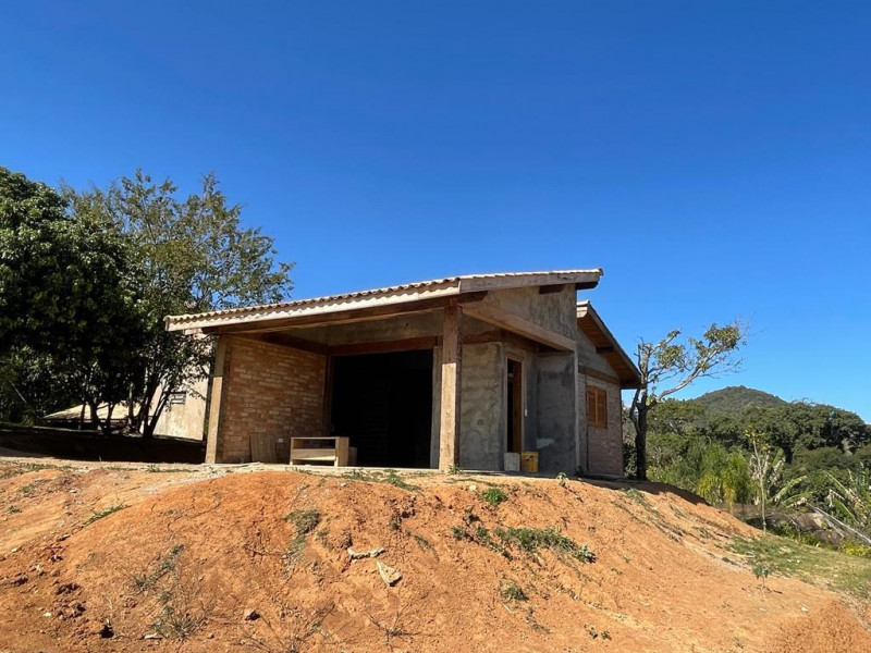 imóvel com 40500m² - lopo - Vargem