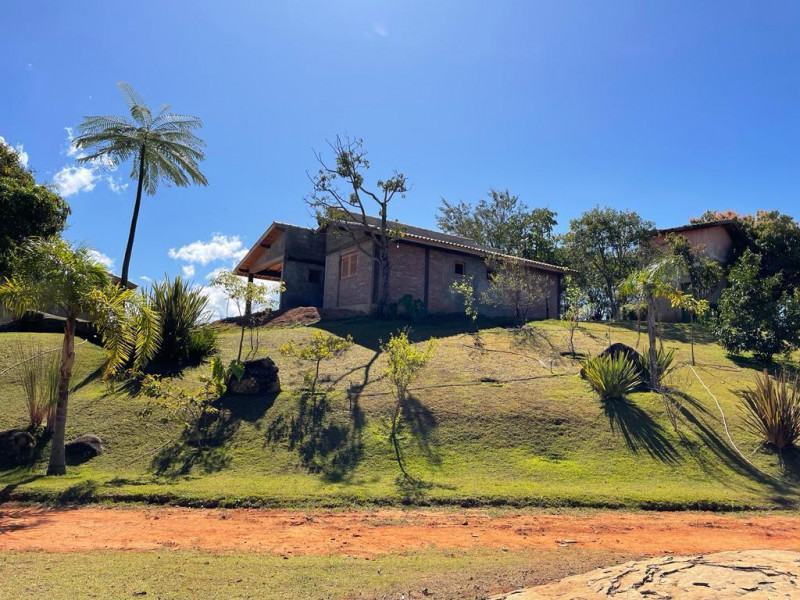 imóvel com 40500m² - lopo - Vargem