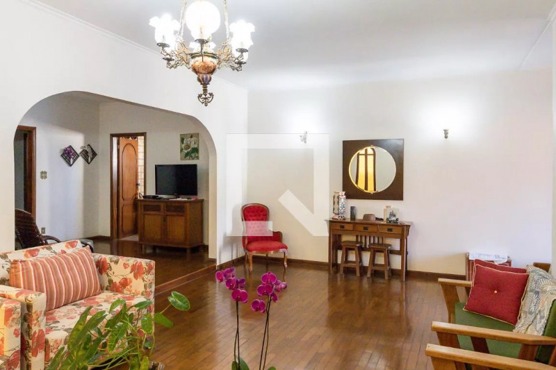 Casa à venda Ribeirânia com 400m² e 3 quartos por R$ 700.000 - 1061248905-893676895-253.jpg