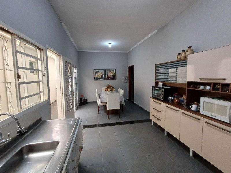 Casa à venda Parque Residencial Cidade Universitaria com 276m² e 4 quartos por R$ 400.000 - fa2d3f46-0b66-4f13-9ad9-be56585e6312.jpg