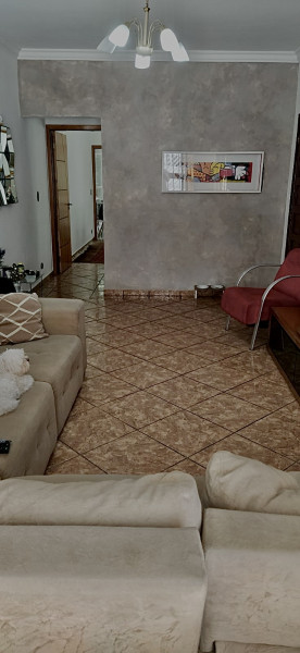 Casa à venda Cupecê com 152m² e 3 quartos por R$ 760.000 - 2073096144-3sala-de-estar5184bbd7-5099-478f-b179-ff3cf5b5d743.jpg