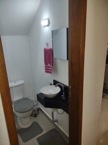 Casa de condomínio à venda Cidade Ocian com 55m² e 2 quartos por R$ 290.000 - 776261702-lavabo.jpg