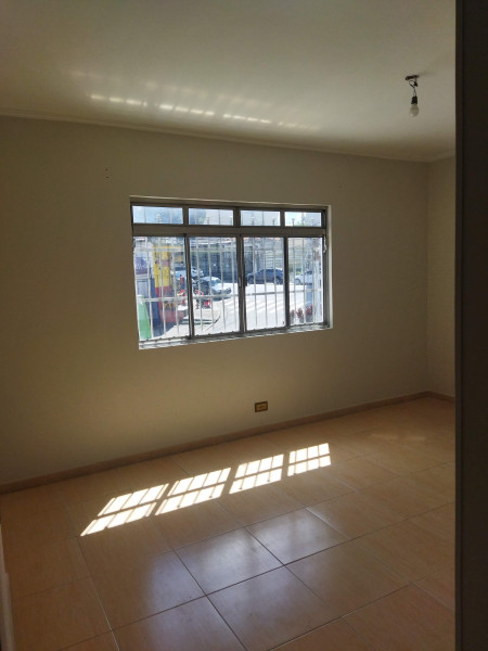 Casa à venda Vila Yara com 211m² e 4 quartos por R$ 780.000 - 220228791-sala-de-cima-1.jpg