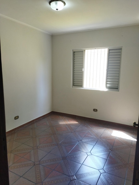 Casa à venda Vila Yara com 211m² e 4 quartos por R$ 780.000 - 853421508-quarto-de-baixo.jpg