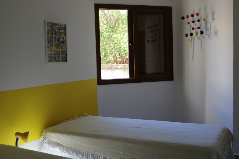 Casa de condomínio à venda Guarajuba com 350m² e 5 quartos por R$ 6.000.000 - 1909525998-quarto-amarelo-terreo-3.JPG