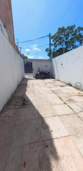imóvel com 198m² - Pajuçara - Maracanau