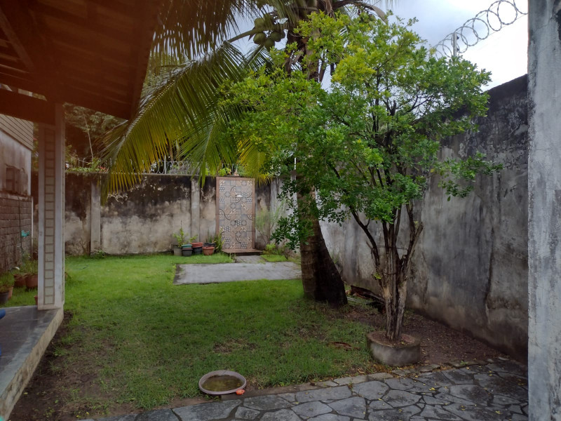 Casa à venda Piatã com 300m² e 4 quartos por R$ 600.000 - 436315991-whatsapp-image-2023-12-16-at-09.jpeg