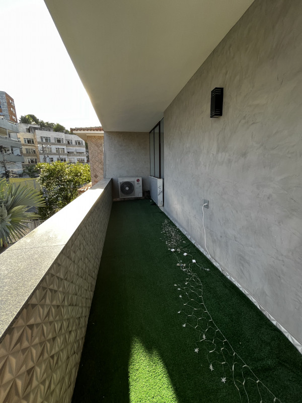 imóvel com 300m² - Pitangueiras - Rio de Janeiro