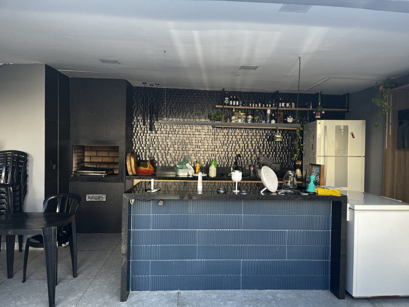 imóvel com 300m² - Pitangueiras - Rio de Janeiro
