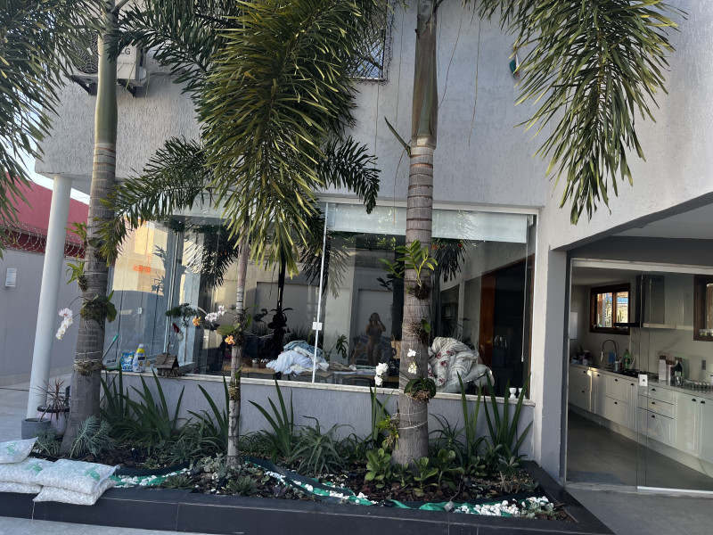 imóvel com 300m² - Pitangueiras - Rio de Janeiro