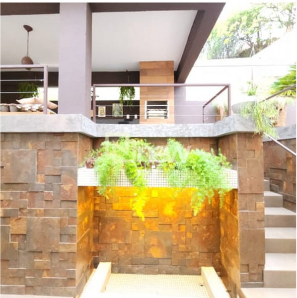 Casa à venda Buritis com 360m² e 4 quartos por R$ 2.070.000 - 1594200326-smartselect-20231218-102300-duckduckgo.jpg