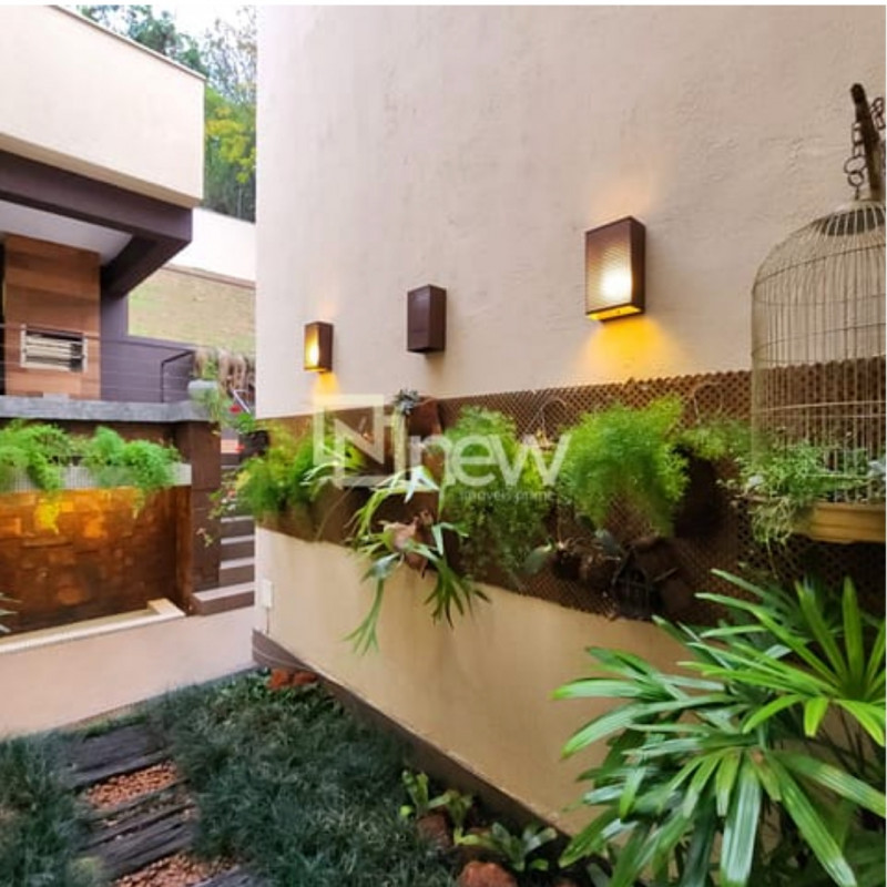 Casa à venda Buritis com 360m² e 4 quartos por R$ 2.070.000 - 1662806688-smartselect-20231218-102307-duckduckgo.jpg