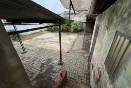 Terreno à venda Terceira Divisão de Interlagos com 300m² - 1 dormitório -  vagas - R$ 580.000 - 1283622733-img-3655.jpeg