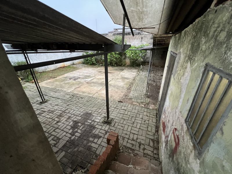 Terreno à venda Terceira Divisão de Interlagos com 300m² e 1 quarto por R$ 580.000 - 1283622733-img-3655.jpeg